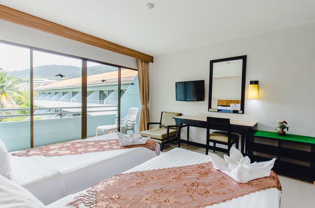 Karon Whale Resort Phuket Exterior photo